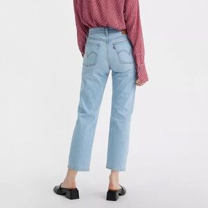 Levi’s Wedgie Straight Jean